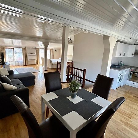 Fenix Studio Apartment Varna Center Екстериор снимка
